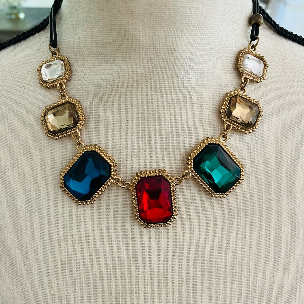 Boutique Elegant Multicolor Gemstone Necklace